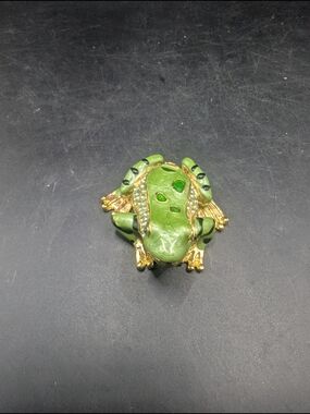 Vintage Green Gold Enameled Frog Trinket Box w/Crystal Accents & Magnetic Hinge